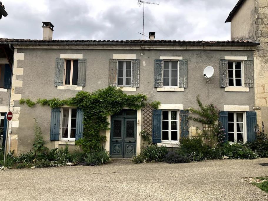 Maison Verdeau Yviers Esterno foto